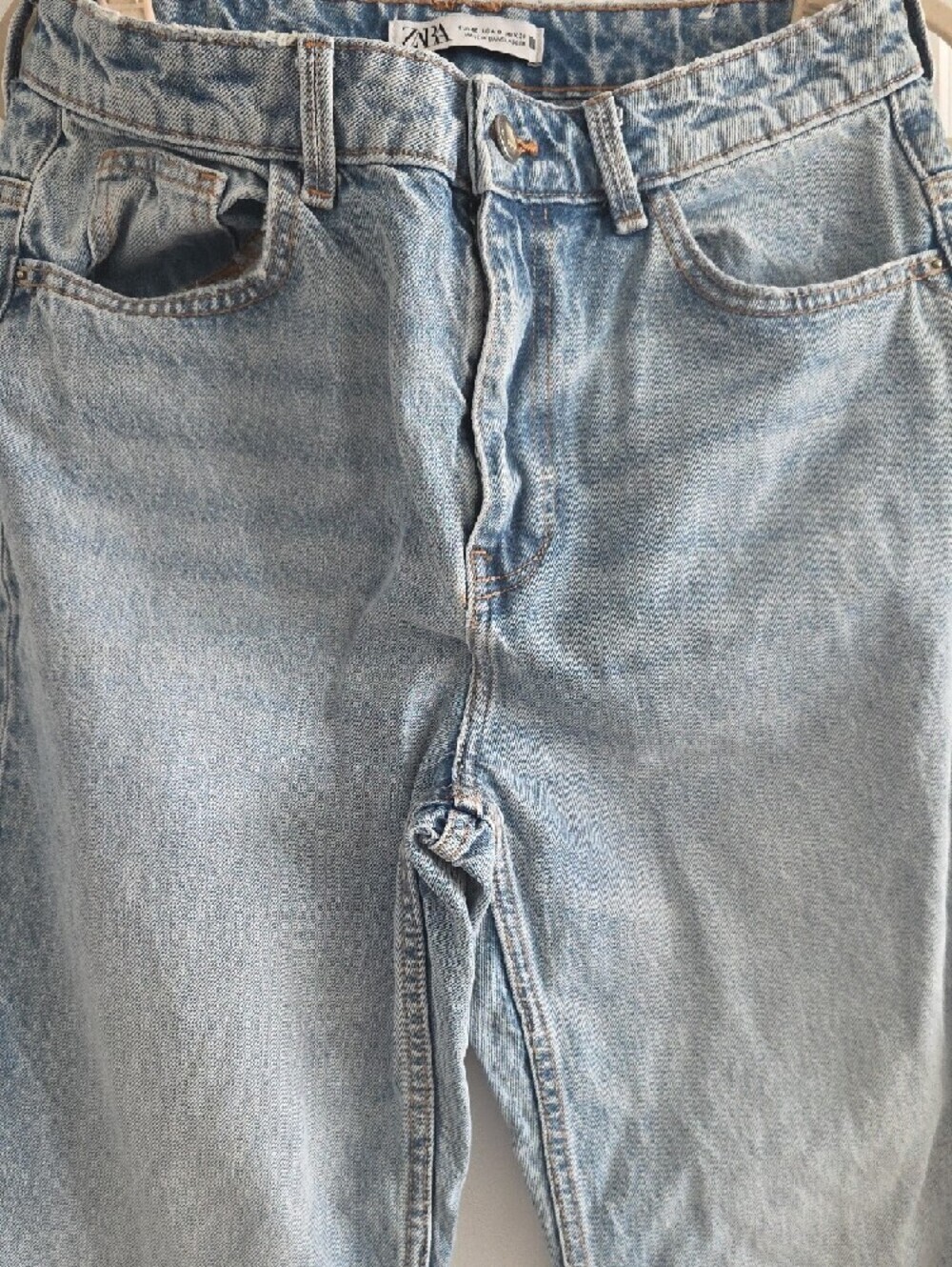 Zara Light Blue Straight-Leg Jeans - Picture 3 of 6